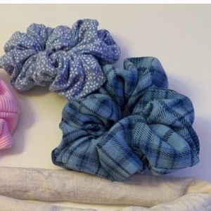 blue scrunchies